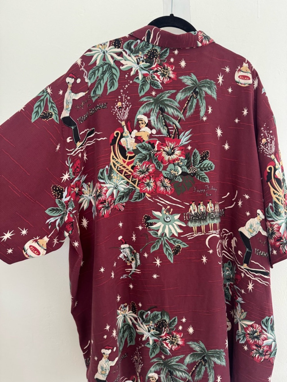 Tommy Bahama Merry Kitschmas Camp Shirt Original Fit Short Sleeve 100% Silk Xmas - Picture 7 of 12